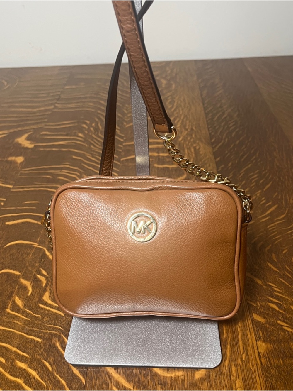 Michael Kors Brown Leather Crossbody with Gold MK Emblem - Picture 2 of 8